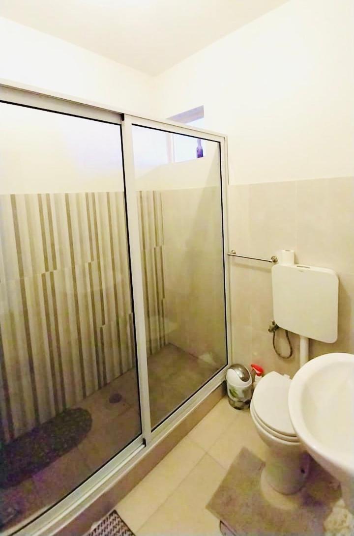 Cozy Home With Terrace Views! 蓬塔杜索尔 外观 照片