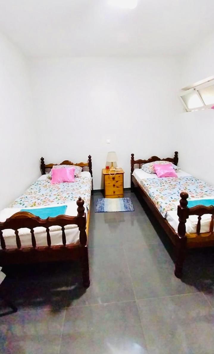 Cozy Home With Terrace Views! 蓬塔杜索尔 外观 照片